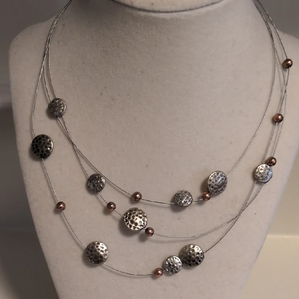 Vintage Gold Silver and Bronze Hammered‎ Beaded Wire Necklace 14